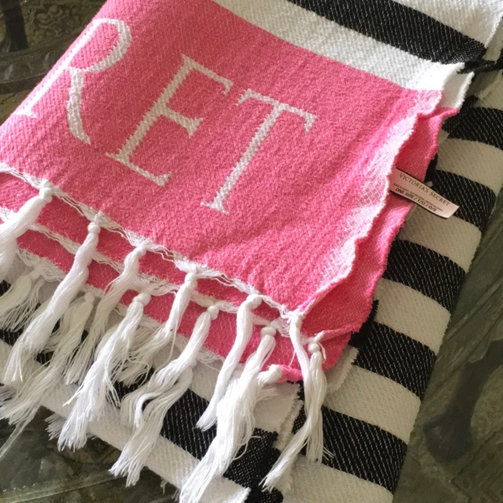 Victoria’s Secret beach 🏖 towel, beach 🏝 blanket